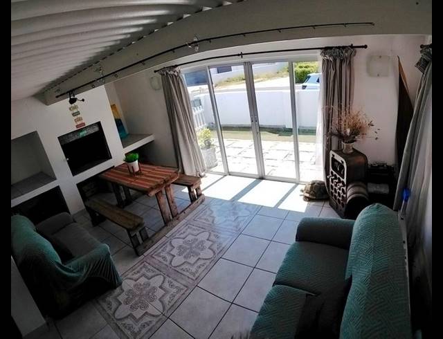 4 BEDROOM HOUSE FOR SALE IN FLAGSHIP